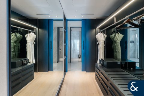 Apartament de închiriat în Sheikh Zayed Road, Dubai, EAU 1 dormitor, 212 mp.  №671327 - poză 16