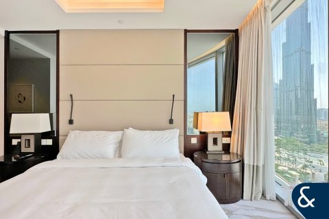 Appartamento in vendita a Downtown Dubai (Downtown Burj Dubai), Dubai, EAU 3 camere da letto, 188 mq. № 671159 - foto 9