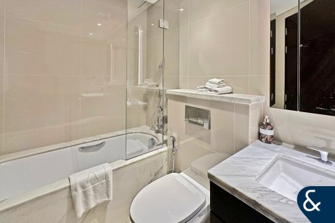 Appartamento in vendita a Downtown Dubai (Downtown Burj Dubai), Dubai, EAU 3 camere da letto, 188 mq. № 671159 - foto 18