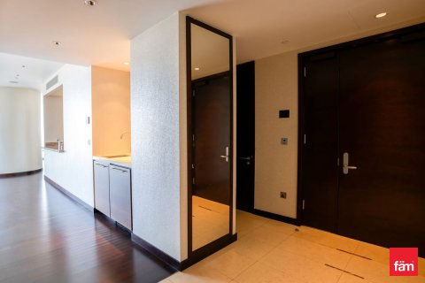 Apartment in Downtown Dubai (Downtown Burj Dubai), UAE 3 bedrooms, 247.4 sq.m. № 647756 - photo 5