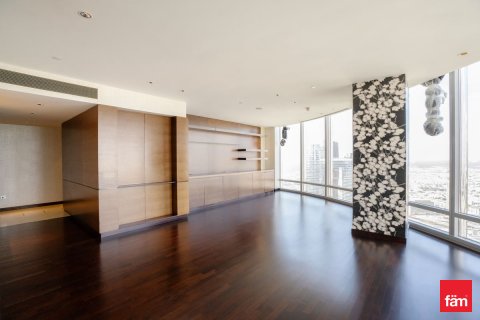 Apartment in Downtown Dubai (Downtown Burj Dubai), UAE 3 bedrooms, 247.4 sq.m. № 647756 - photo 1