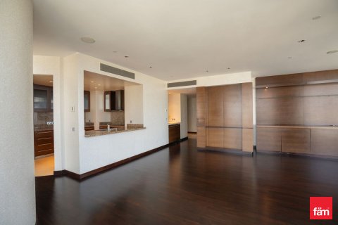 Apartment in Downtown Dubai (Downtown Burj Dubai), UAE 3 bedrooms, 247.4 sq.m. № 647756 - photo 3