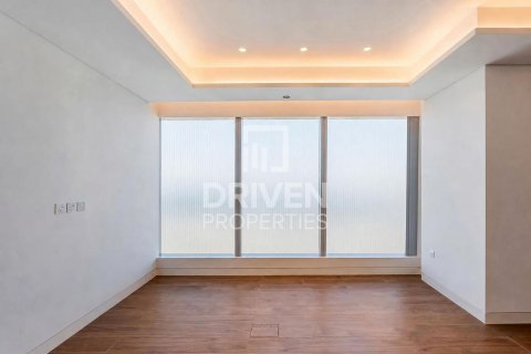 Apartment in Jumeirah Lake Towers, Dubai, UAE 1 bedroom, 67.54 sq.m. № 765109 - photo 2