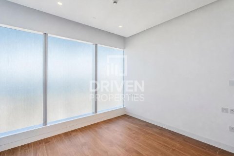 Apartment in Jumeirah Lake Towers, Dubai, UAE 1 bedroom, 67.54 sq.m. № 765109 - photo 7