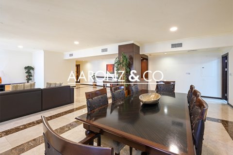 Huoneisto Jumeirah Beach Residence, Dubai, Arabiemiraatit 4 makuuhuonetta, 288.5 m2 № 670724 - kuva 4