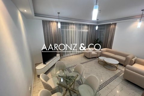 آپارتمان برای فروش در  Dubai Marina، Dubai، امارات متحده عربی  2 خوابه ، 176.4 متر مربع ، شماره 670722 - تصویر 1