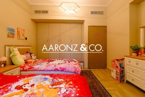 Byt v Jumeirah Beach Residence, Dubai, SAE 3 ložnice, 167 m² Č.: 670721 - fotografie 11