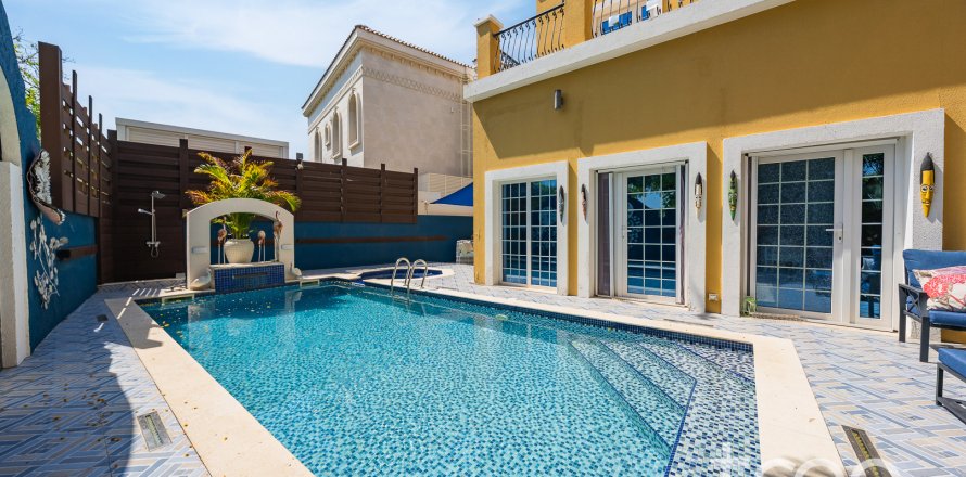 Villa à The Villa, Dubai, EAU: 4 chambres, 417.97 m2 № 761310