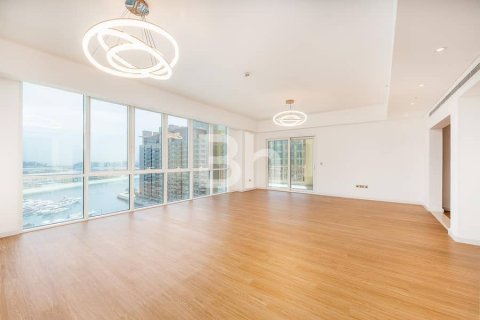 Apartamento para arrendamento em Palm Jumeirah, Dubai, EAU 3 quartos, 377 m2 № 643218 - foto 1