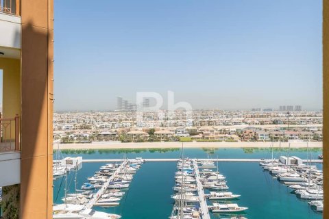 Apartamento para arrendamento em Palm Jumeirah, Dubai, EAU 3 quartos, 377 m2 № 643218 - foto 14