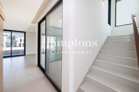 Vila u Arabian Ranches 3, Dubai, UAE 4 spavaćih soba, 515.81975272 m2 Br. 678580 - fotografija 20