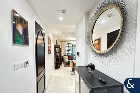 Müüa korter asukohaga Downtown Dubai (Downtown Burj Dubai), AÜE: 1 magamistoaga, 93 m² Nr 670868 - pilt 6