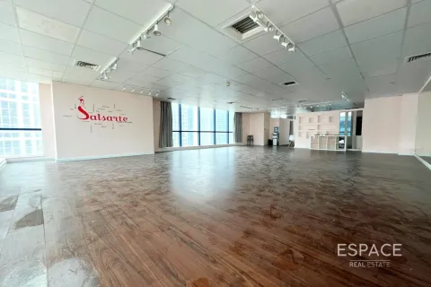 Office in Jumeirah Lake Towers, Dubai, UAE 116 sq.m. № 650225 - photo 7
