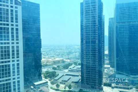 Office in Jumeirah Lake Towers, Dubai, UAE 116 sq.m. № 650225 - photo 10