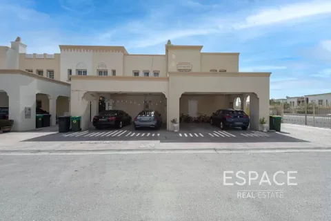 Villa in The Springs, Dubai, UAE 3 bedrooms, 283 sq.m. № 650220 - photo 12