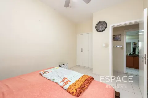 Villa in The Springs, Dubai, UAE 3 bedrooms, 283 sq.m. № 650220 - photo 9