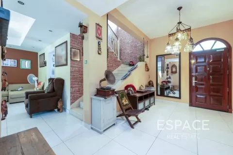 Villa in The Springs, Dubai, UAE 3 bedrooms, 283 sq.m. № 650220 - photo 3
