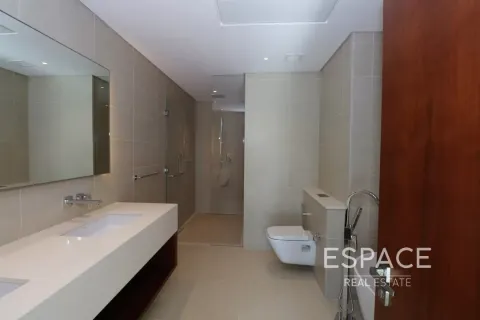 Apartment in Dubai Marina, Dubai, UAE 3 bedrooms, 152 sq.m. № 650221 - photo 6