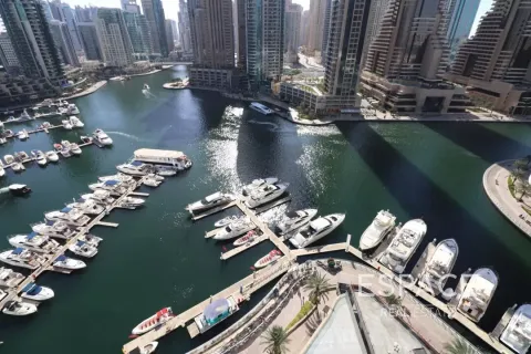 Apartment in Dubai Marina, Dubai, UAE 3 bedrooms, 152 sq.m. № 650221 - photo 11