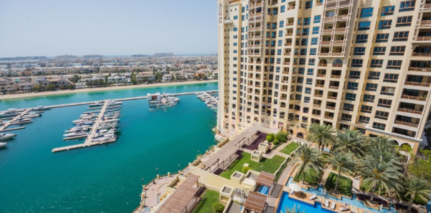 Appartement à Palm Jumeirah, Dubai, EAU: 2 chambres, 165 m2 № 766105
