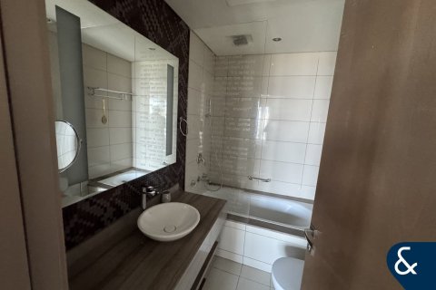 Apartament në Business Bay, Dubai, Emiratet e Bashkuara Arabe 2 dhoma gjumi, 130 m2. № 685246 - Foto 15