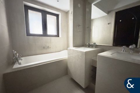 Apartamento en alquiler en Downtown Dubai (Downtown Burj Dubai), Dubai, EAU 2 dormitorios, 133 m2 № 685240 - foto 16