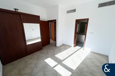 Apartament de închiriat în Motor City, Dubai, EAU 2 dormitoare, 139 mp.  №685244 - poză 11