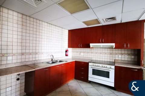 Appartamento a Motor City, Dubai, EAU 2 camere da letto, 139 mq. № 685244