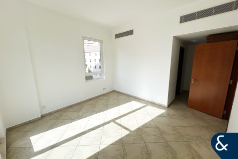 Apartament de închiriat în Motor City, Dubai, EAU 2 dormitoare, 139 mp.  №685244 - poză 6