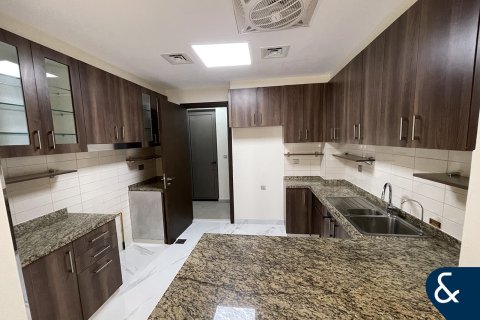 Villa itt: Reem, Dubai, EAE, 4 hálószoba, 293 m², azonosító: 685241 - fénykép 8