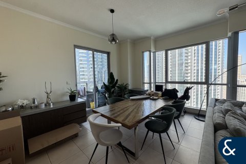 Apartamento para arrendamento em Downtown Dubai (Downtown Burj Dubai), Dubai, EAU 2 quartos, 135 m2 № 685245 - foto 2