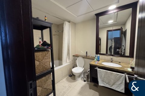 Apartamento para arrendamento em Downtown Dubai (Downtown Burj Dubai), Dubai, EAU 2 quartos, 135 m2 № 685245 - foto 5