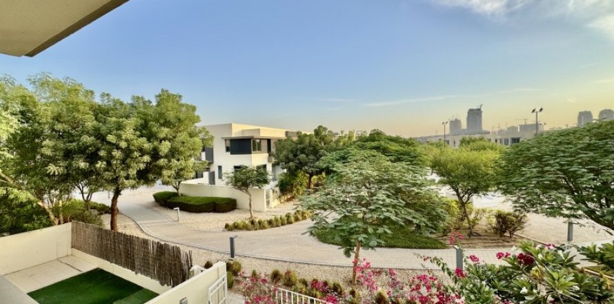 Villa en Dubai Hills Estate, Dubai, EAU 5 dormitorios, 277.8 m² № 670048