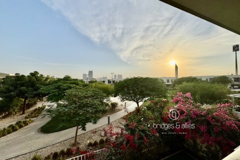 Vilë në Dubai Hills Estate, Emiratet e Bashkuara Arabe 5 dhoma gjumi, 278 m2. № 670048 - Foto 9
