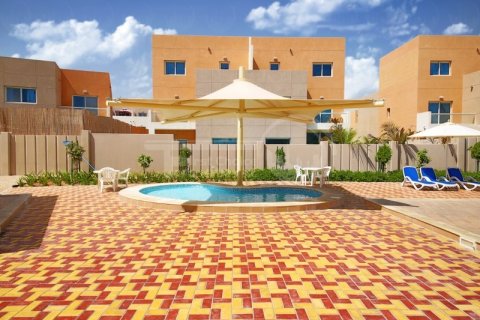 Vilă de vânzare în Abu Dhabi, EAU 2 dormitoare, 170.2 mp. №730960 - poză 16
