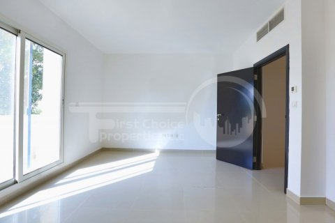 Vilă de vânzare în Abu Dhabi, EAU 2 dormitoare, 170.2 mp. №730960 - poză 12
