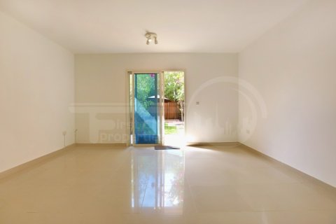 Vilă de vânzare în Abu Dhabi, EAU 2 dormitoare, 170.2 mp. №730960 - poză 4
