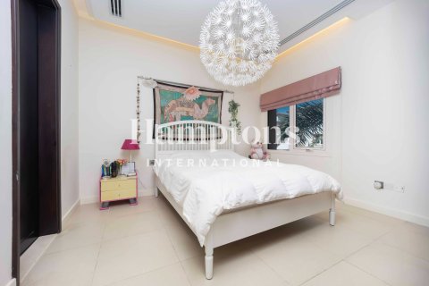 Shtëpi në qytet në Jumeirah Golf Estates, Dubai, Emiratet e Bashkuara Arabe 4 dhoma gjumi, 338.94916326 m2. № 711090 - Foto 11