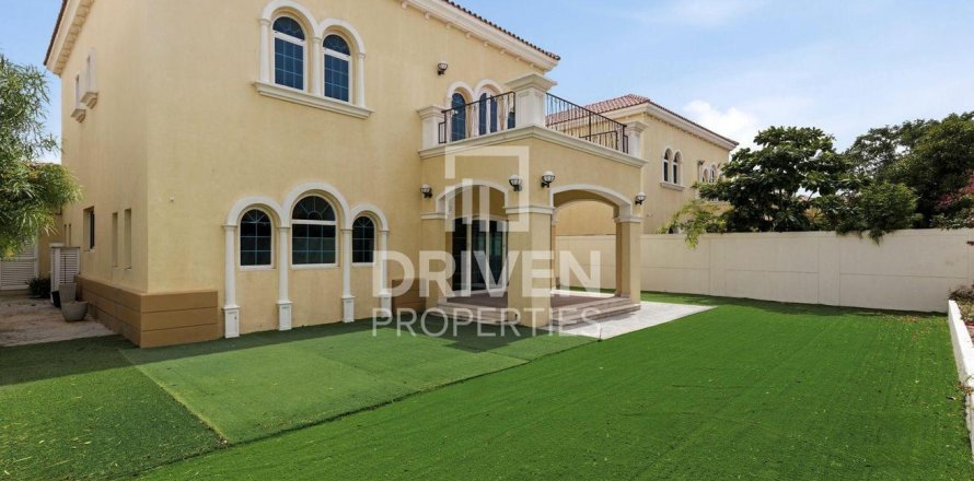 Villa à Jumeirah Park, Dubai, EAU: 3 chambres, 541.16 m2 № 746708