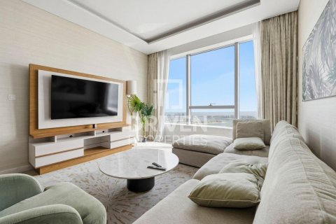 Apartament në Palm Jumeirah, Dubai, Emiratet e Bashkuara Arabe 1 dhomë gjumi, 98.11 m2. № 746707 - Foto 2