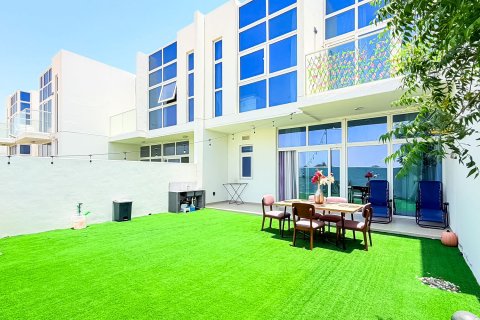 Városi lakóépület itt: Dubai, EAE, 4 hálószoba, 222.2 m², azonosító: 757434