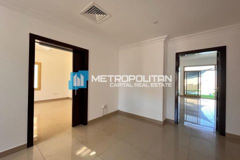 Villa in Khalifa City, Abu Dhabi, UAE 5 bedrooms, 522.9 sq.m. № 633417 - photo 7