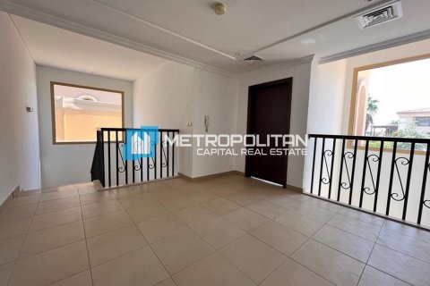 Villa in Khalifa City, Abu Dhabi, UAE 5 bedrooms, 522.9 sq.m. № 633417 - photo 10
