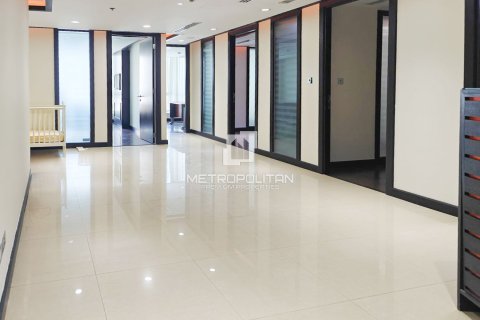 Bureau à vendre à Jumeirah Lake Towers, Dubai, EAU 99.1 m2 № 663100 - photo 1