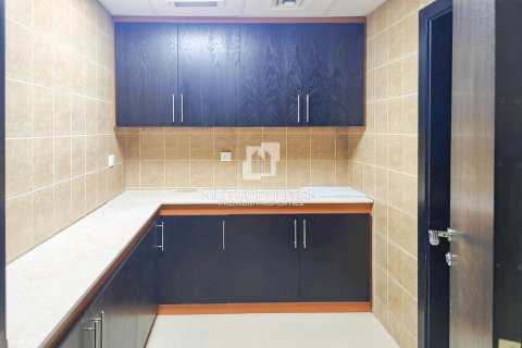 Bureau à vendre à Jumeirah Lake Towers, Dubai, EAU 99.1 m2 № 663100 - photo 11