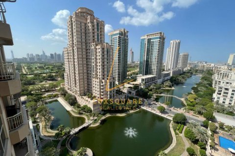 Lägenhet uthyres i The Views, Dubai, UAE 2 sovrum, 131 kvm Nr. 663098 - fotografi 1