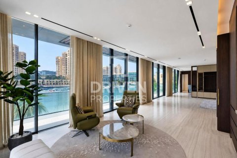 Villa en venta en Palm Jumeirah, Dubai, EAU 6 dormitorios, 1358.15 m2 № 756706 - foto 16