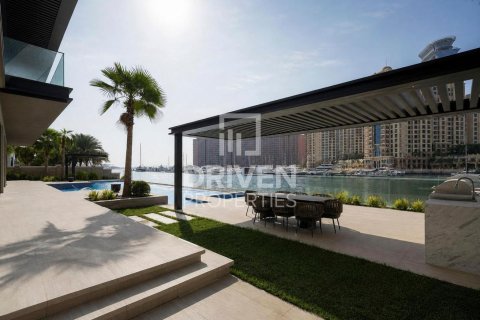 Villa en venta en Palm Jumeirah, Dubai, EAU 6 dormitorios, 1358.15 m2 № 756706 - foto 3