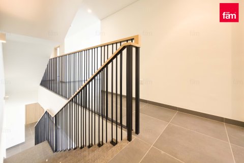 Villa in Dubai, UAE 5 bedrooms, 420 sq.m. № 682282 - photo 19