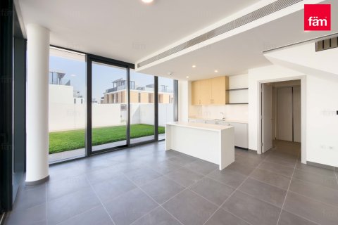 Villa in Dubai, UAE 5 bedrooms, 420 sq.m. № 682282 - photo 6